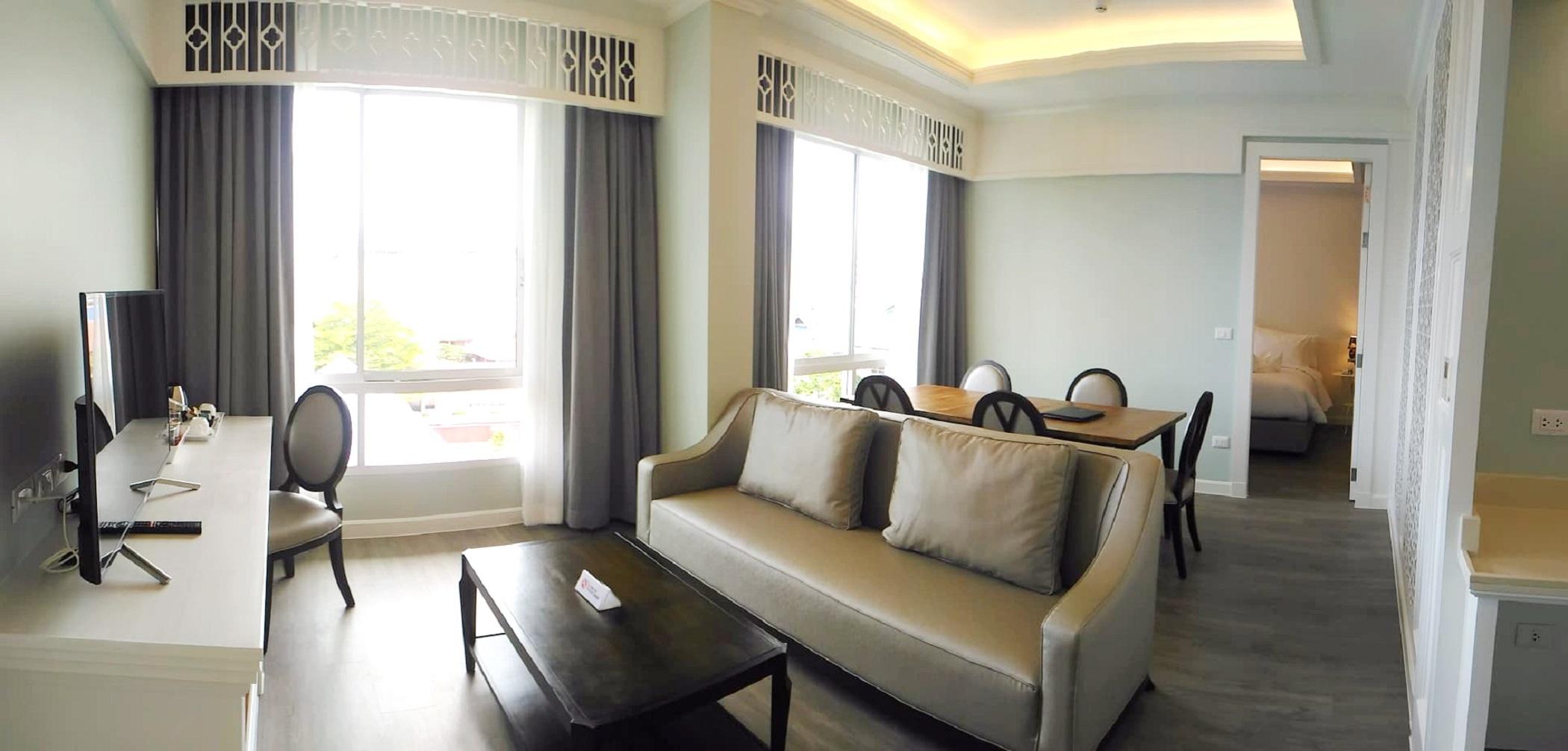 Siam Tharadol Hotel Bangkok Exterior foto